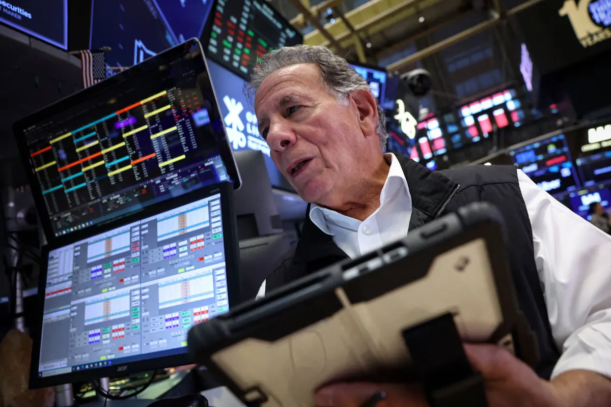 Wall Street fecha semana em alta na sexta, mesmo com disparada dos juros dos Treasuries